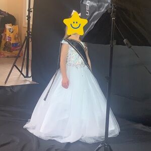 Girl pageant dress